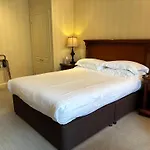 District Castle & 4* 바센스웨이트