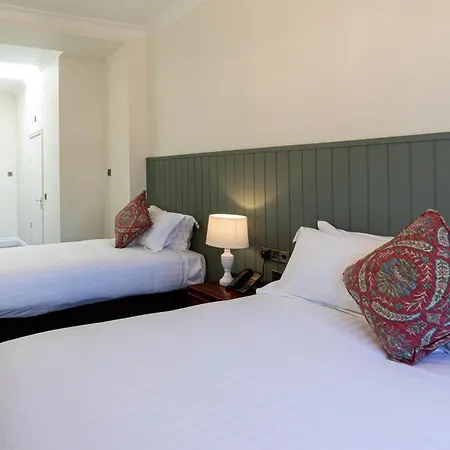 District Castle 4* باسنثوايت