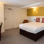District Castle & Hotel 4*