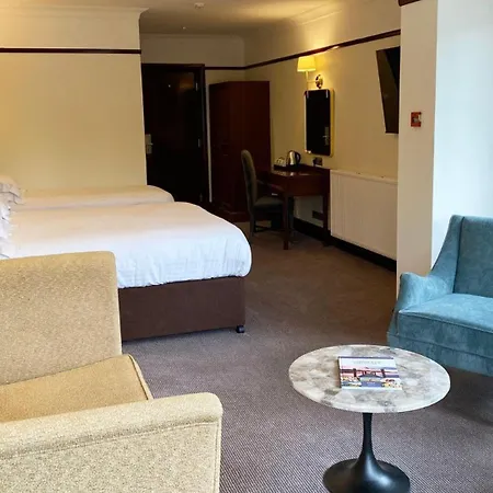 Hotel District Castle 4*