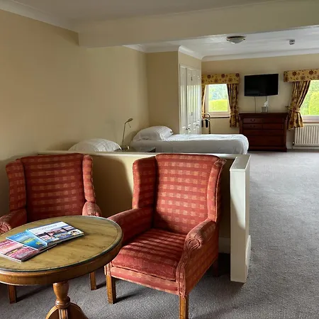 District Castle Hotel