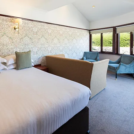 Ξενοδοχείο District Castle & 4*