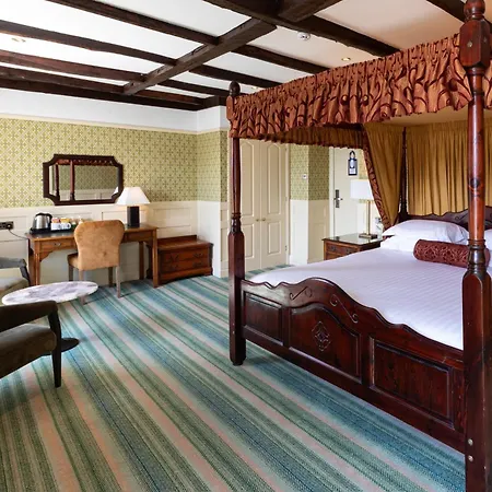 Ξενοδοχείο District Castle &