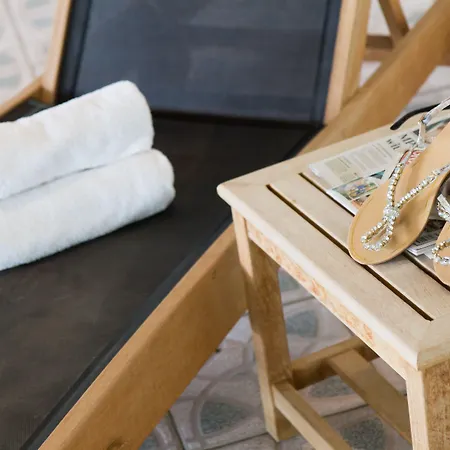 District Castle & Ξενοδοχείο 4*