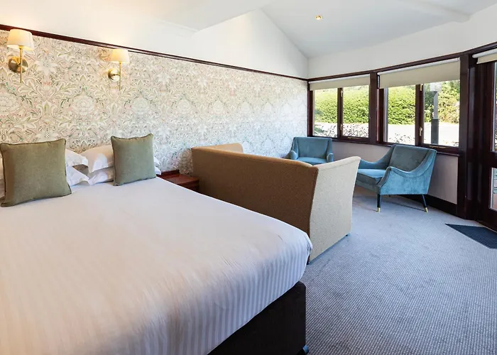 Hotel District Castle & 4*