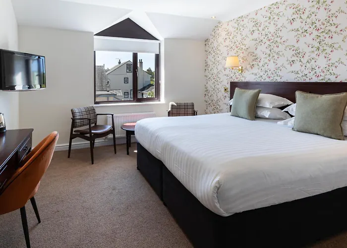 District Castle & Hotel 4*