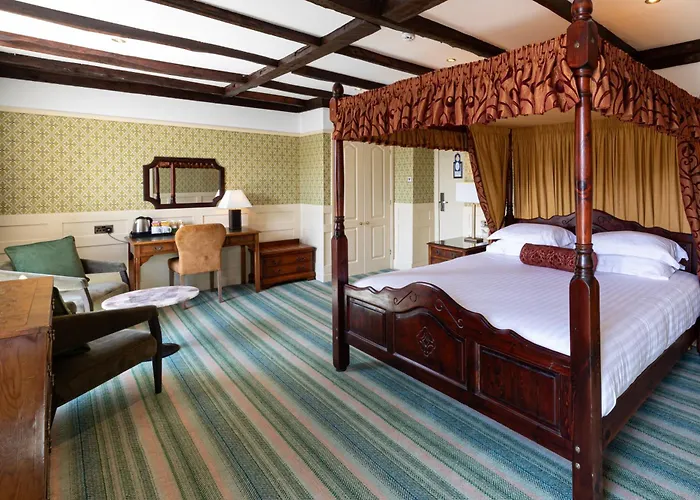 Hotel District Castle &