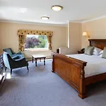 District Castle & Hotel