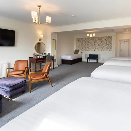 District Castle Hotell 4*