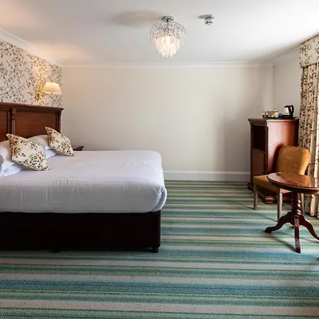 District Castle Hotel