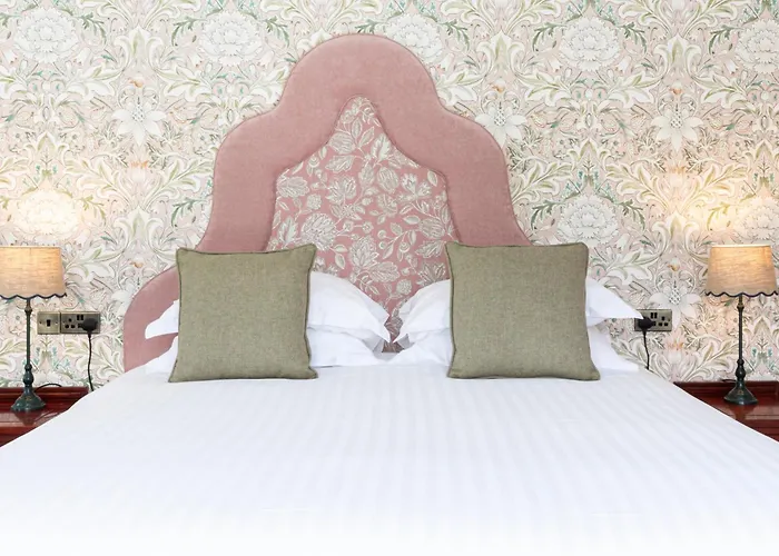 Hotel District Castle & 4*