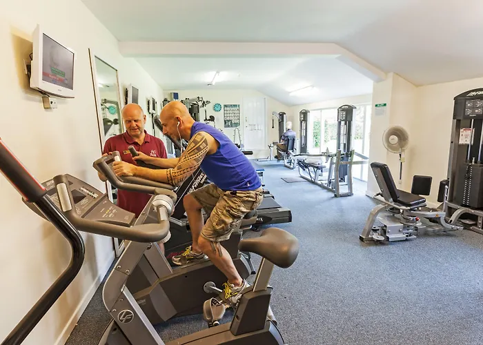 District Castle & 4*